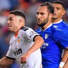 Gudelj, solución para la zaga: "No es nuevo para mí"