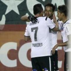 Colo Colo avanza en Copa Chile pero sufre por sus porteros