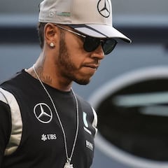 Hamilton, preocupado: "Podría perder el título por mis salidas"