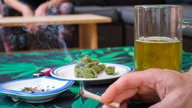 Manejar tras consumir alcohol y marihuana eleva enormemente el riesgo de sufrir un accidente