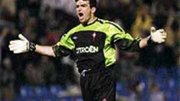 <B>ZAMORA</B>. Cavallero sigue siendo el portero menos goleado del campeonato.