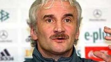 <b>EL PARTIDO CONTRA ESPAÑA SERÁ UN GRAN INCENTIVO. </b>Voeller cree que España es una selección con gran calidad