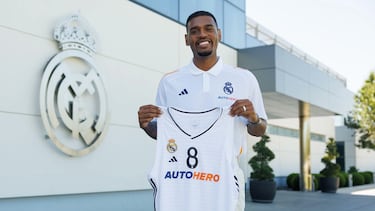 Oficial: el Real Madrid ficha a Xavier Rathan-Mayes