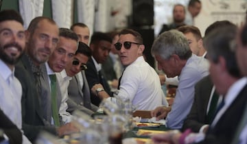 Los jugadores del Betis disfrutan de la Feria de Abril