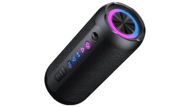 Sol, playa y un buen altavoz impermeable: esta es la caja de sonido bluetooth con RGB que está buscando todo el mundo