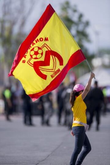 Guadalajara y Monarcas disputaron el título copero de la Liga MX y los aficionados mostraron el colorido en las tribunas. ¡Mucho amor!