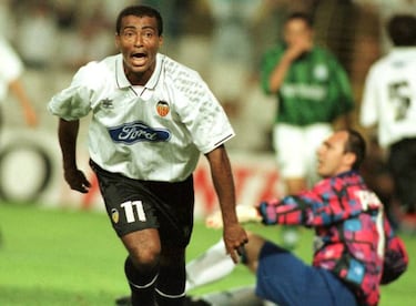 ¿Qué fue de Romario?: el mito carioca que goleó en Barcelona