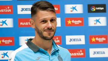Martin Demichelis fue presentado en el Espanyol.