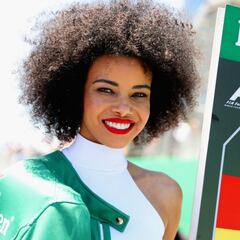 Ecclestone rails against F1's reverse on grid girls