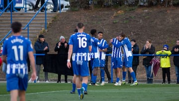 Primer gol de Julen Jon.