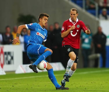 Otros 'nueves' de La Fábrica en Alemania: Joselu, Mayoral...