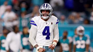 MIAMI GARDENS, FLORIDA - DECEMBER 24: Dak Prescott #4 of the Dallas Cowboys reacts during the fourth quarter in the game against the Miami Dolphins at Hard Rock Stadium on December 24, 2023 in Miami Gardens, Florida.   Megan Briggs/Getty Images/AFP (Photo by Megan Briggs / GETTY IMAGES NORTH AMERICA / Getty Images via AFP)