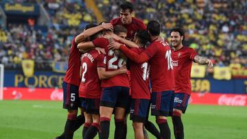 Osasuna celebra el gol de Torr&oacute; en Villarreal.