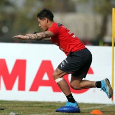 Copa América: Vargas se suma a los trabajos físicos de la Roja