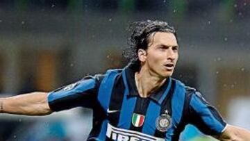 <b>VUELTA. </b>Ibrahimovic, que lleva 7 goles esta temporada, regresa esta noche a su antigua casa.