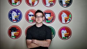 DuckDuckGo es un explorador alterno a Google que millones de personas han usado en los últimos días. Su CEO anunció medidas por la invasión rusa a Ucrania.