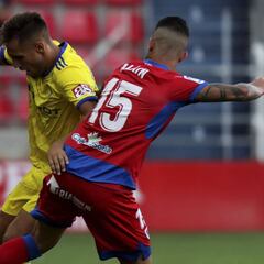 El Numancia no puede con un Cádiz que sufrió con diez