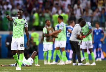 Alegría de los jugadores de Nigeria al terminar el partido.