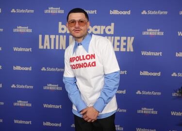 Kapo posa en la alfombra roja de los Billboard Latin Music Week 2025 celebrados en Miami.