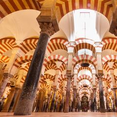 La razón histórica por la que no hablamos árabe en España tras 800 años de califatos