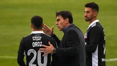 Futbol, Ohiggins vs Colo Colo.
Fecha 14, campeonato Nacional 2022.
El entrenador de Colo Colo Gustavo Quinteros, es fotografiado contra Ohiggins durante el partido por la primera division disputado en el estadio El Teniente.
Rancagua, Chile.
22/05/2022
Jonnathan Oyarzun/Photosport

Football, Ohiggins vs Colo Colo.
14th date, 2022 National Championship.
Colo Colo’s head coach Gustavo Quinteros, is pictured against Ohiggins during the first division match held at El Teniente stadium.
Rancagua, Chile.
05/22/2022
Jonnathan Oyarzun/Photosport