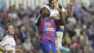El Zaragoza se complica la vida ante un guerrero Levante