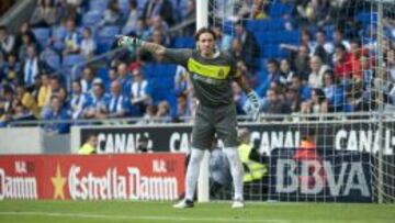 Cristian &Aacute;lvarez durante un partido.