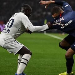 Sabaly pasa el reconocimiento médico y fichará por el Betis