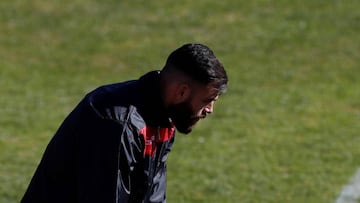 GRAF6557. MADRID, 19/03/2019.- El jugador de la selecci&oacute;n venezolana de f&uacute;tbol Tom&aacute;s Rinc&oacute;n, durante el entrenamiento realizado hoy en Madrid para preparar el partido amistoso que disputar&aacute;n el viernes 22 ante Argentina 