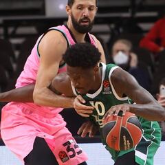 Oficial: Nigel Hayes ficha por el Barcelona por una temporada