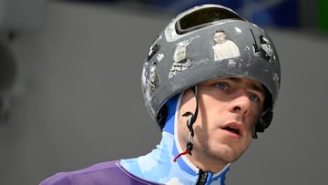 CORTINA D'AMPEZZO (Italy), 11/02/2026.- Vladyslav Heraskevych of Ukraine wears a helmet in memory of the Ukrainian athletes who died in the war during the Men's Skeleton training session at the Milano Cortina 2026 Winter Olympic Games, in Cortina d'Ampezzo, Italy, 11 February 2026. (Italia, Ucrania) EFE/EPA/DANIEL DAL ZENNARO