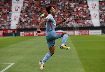 En imágenes Falcao y sus tres goles ante Dijon en Ligue 1