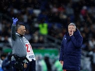 Soccer Football - Liga MX - Monterrey v Toluca - Estadio BBVA, Monterrey, Mexico - January 10, 2026 Monterrey coach Domenec Torrent reacts REUTERS/Daniel Becerril