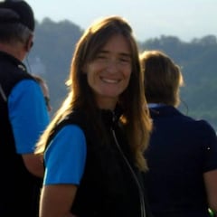 Esther Sánchez: "Tienen que subir las personas que valgan"