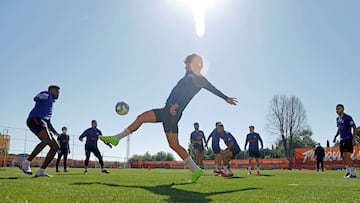 Jo&atilde;o F&eacute;lix, en la sesi&oacute;n de entrenamiento del Atl&eacute;tico.