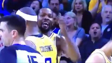 Durant pierde los papeles y llama de todo al árbitro