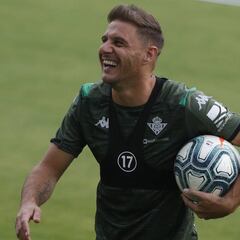 Joaquín expone virtudes hacia otra renovación con el Betis