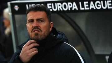 Oscar Garcia takes charge at Olympiacos