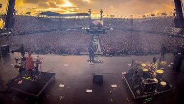 Vive Latino 2022: Bruses, Gustavo Santaolalla y Siddhartha, en el segundo día del festival