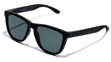 Las gafas de sol Hawkers One son uno de los chollos del día en Amazon.