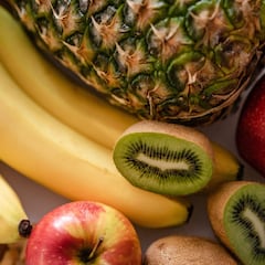Ni fresas ni piña, esta es la única fruta reconocida por la Unión Europea que ayuda a la función intestinal