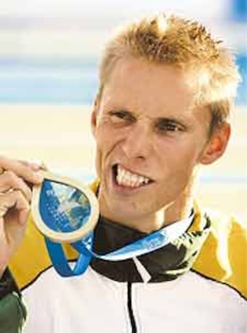 Schoeman, con su oro en 50 mariposa de Montreal 2005.