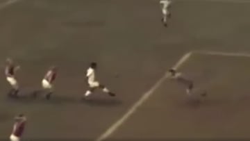 Irrepetible: así fue el mejor gol de Pelé en toda su carrera