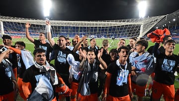 Los jugadores del Celta celebran en Getafe su clasificación para la Europa League.