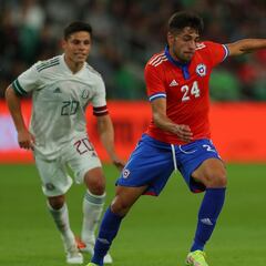 Los cinco jugadores que debutaron por la Roja ante México
