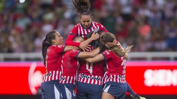 Técnico de Chivas, feliz por acercarse a la calificación