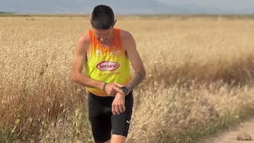 Juan Antonio Chiki Pérez corriendo por la montaña