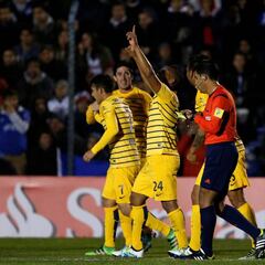 Fabra sonríe en Boca: dos goles y confianza en lucha por la Copa