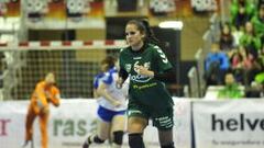 Jorge Dueñas convoca a tres jóvenes para jugar con Hungría