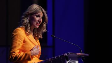 La vicepresidenta segunda y ministra de Trabajo y Economía Social, Yolanda Díaz, interviene durante la III edición del foro ‘Fondos Europeos III: España, por el liderazgo global en economía verde y digital’, en el Círculo de Bellas Artes, a 5 de junio de 2023, en Madrid (España). elDiario.es celebra por tercer año consecutivo este evento centrado en el análisis de la puesta en marcha e impacto de los fondos europeos de recuperación en España, así como su crecimiento económico y sostenible. La agenda de la jornada aborda temáticas como la implantación del vehículo eléctrico y conectado, la gestión del agua, los nuevos modelos de energía derivados de las fuentes de alimentación renovables, el gran reto del futuro aeroespacial, el modelo al que se enfrentan las empresas de descarbonización y modernización de la industria, la digitalización de sectores estratégicos o la distribución y gestión de los fondos europeos.
05 JUNIO 2023;MADRID;JORNADAS FONDOS EUROPEOS RECUPERACIÓN
Eduardo Parra / Europa Press
05/06/2023